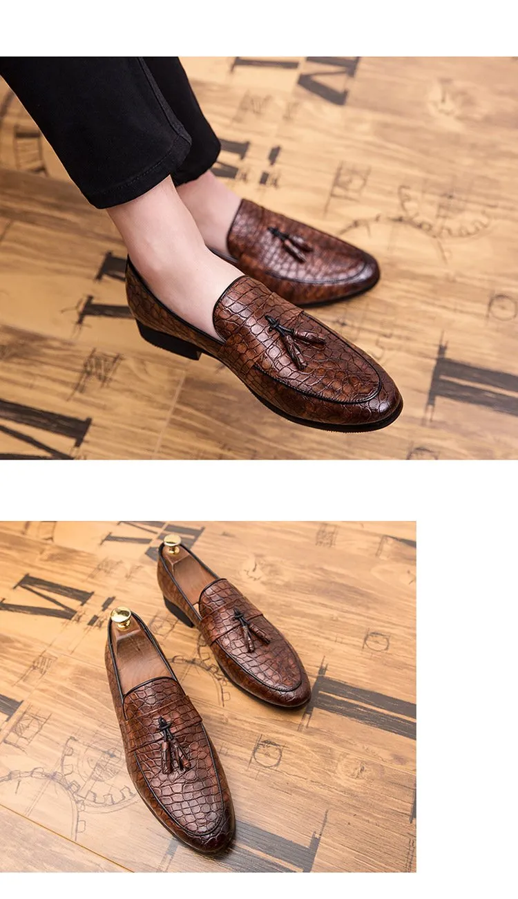 2019 new spring men's British wind foreign trade large size pointed shoes pattern casual trend breathable men's shoes