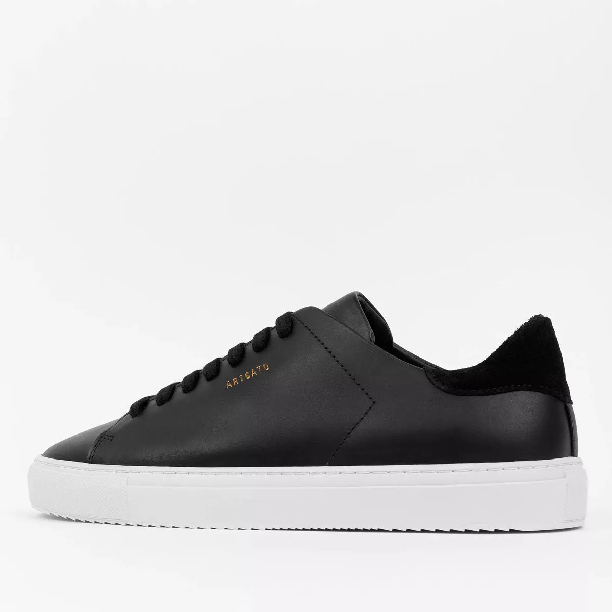Axel Arigato - Clean 90 Trainers in Black/White