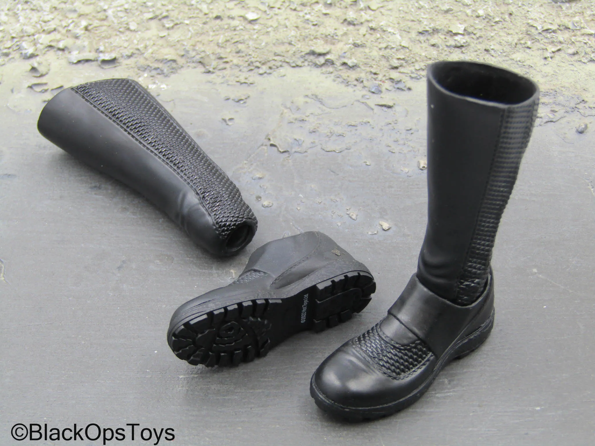 Batman Begins - Black 2-Part Boots (Peg Type)