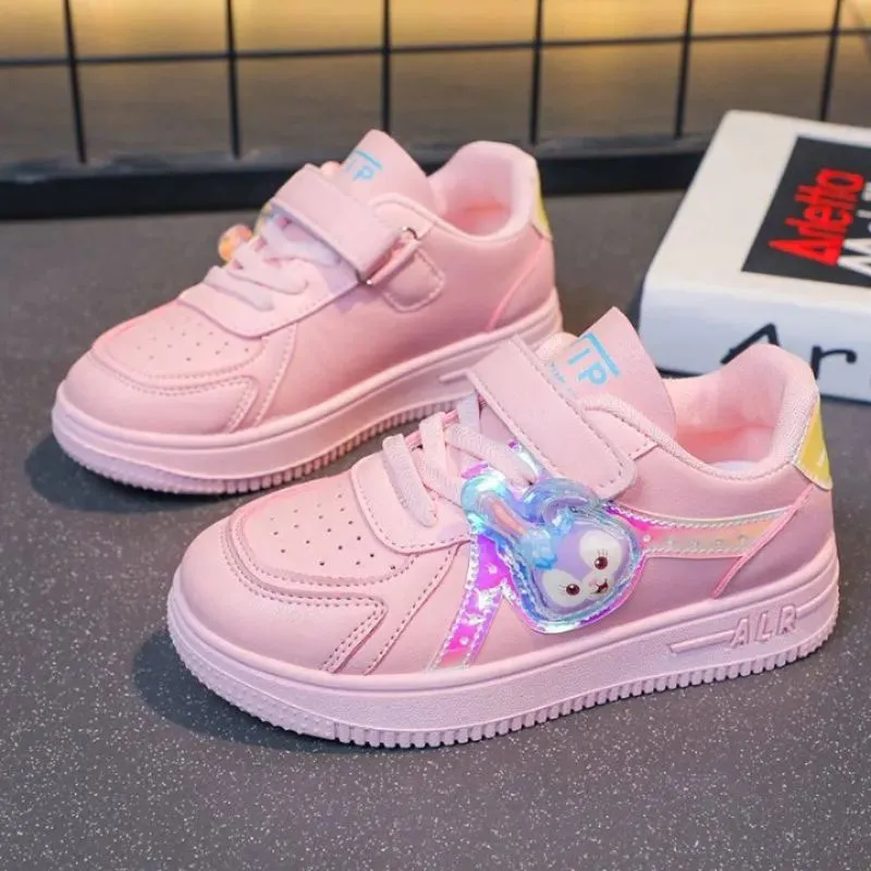Elegant Cat Print Running Sneaker