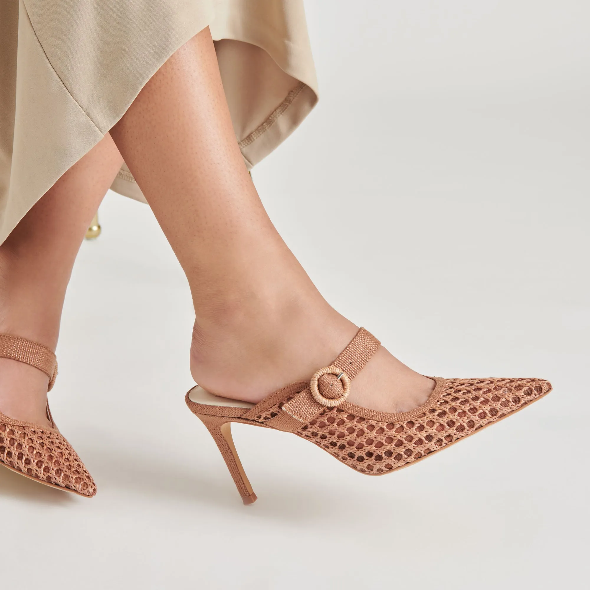 KEEKEE HEELS SADDLE WOVEN RAFFIA