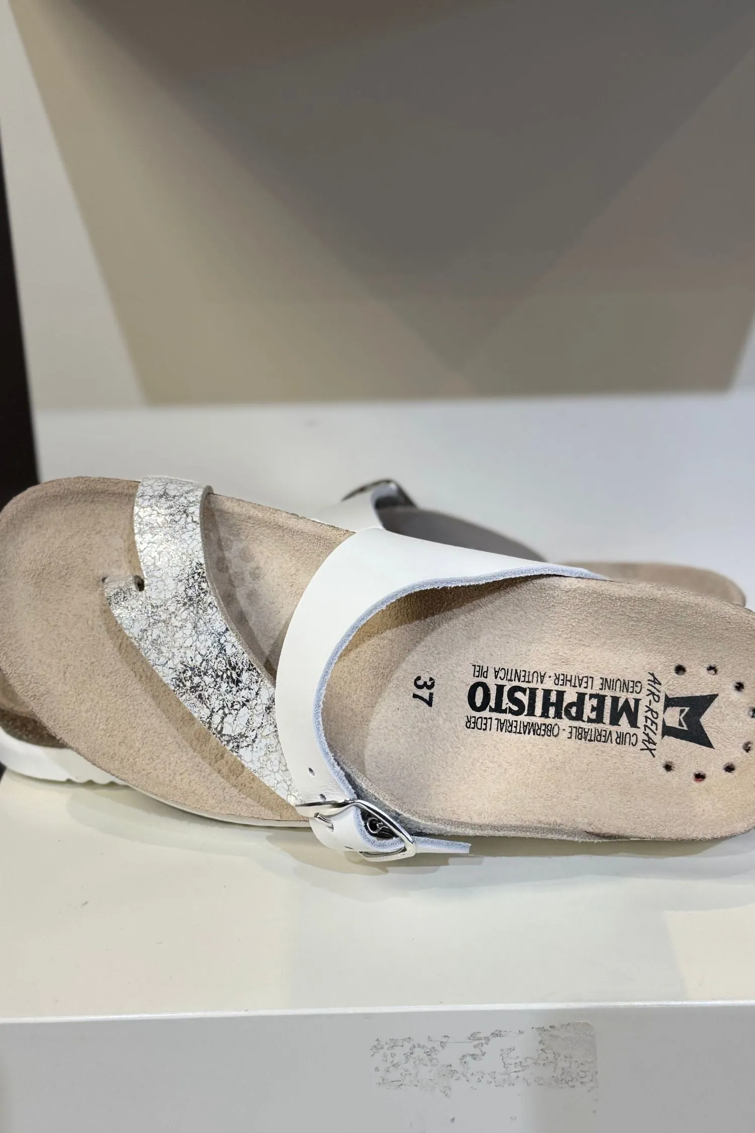Mephisto Flat Toe Post Sandal - Style Helen Mix