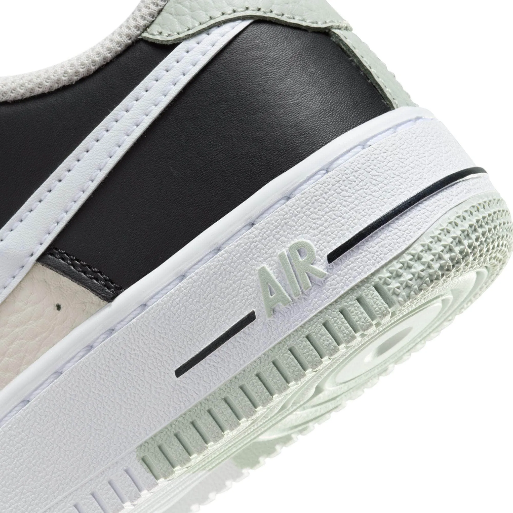Nike Air Force 1 LV8 Shoes 'Black Phantom Split'