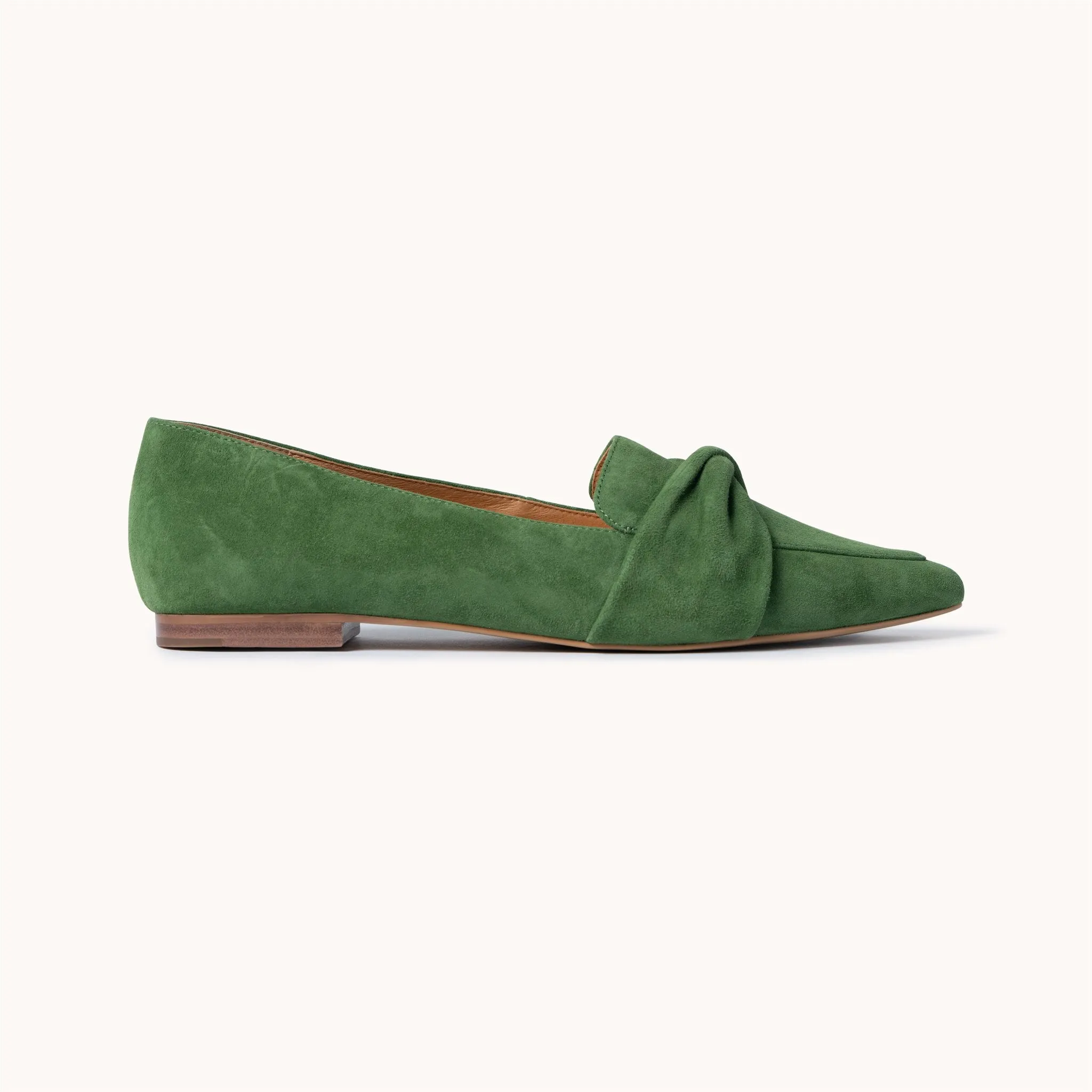 Poplar Pointed Flat - Green with Twist detail