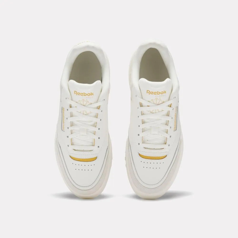 Reebok Footwear Women Club C Extra Shoes CHALK/BUT/CHALK