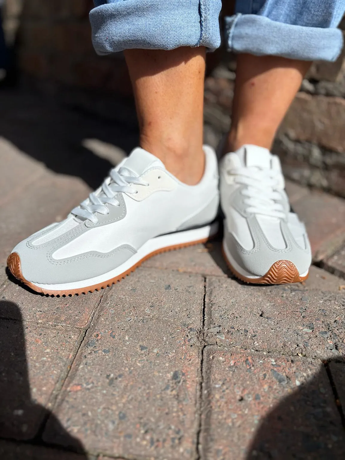 White Mia Trainer