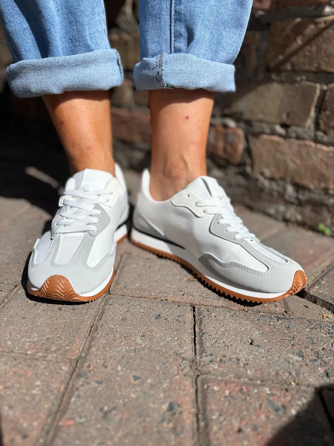 White Mia Trainer