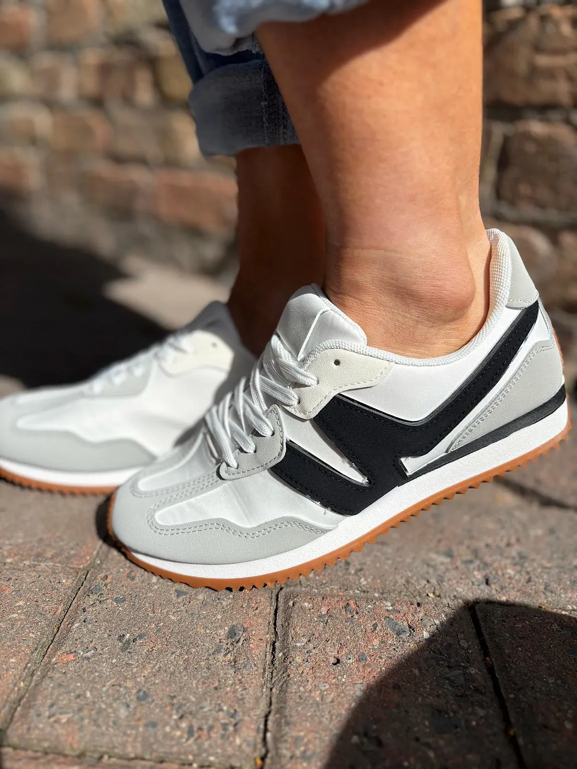 White Mia Trainer