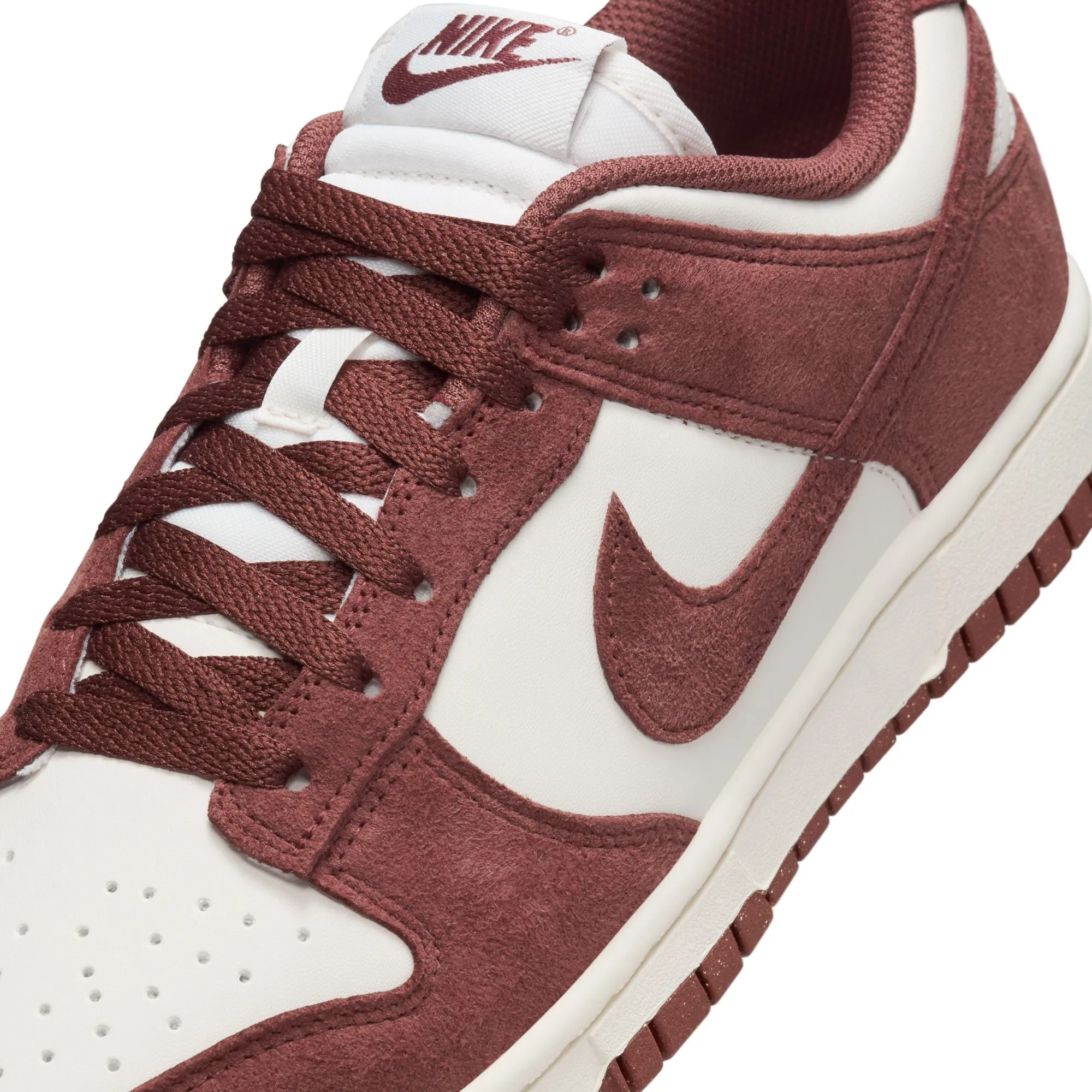 WMNS Nike Dunk Retro Low