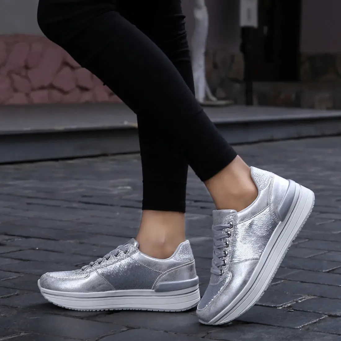 Women lightweight walking Shoes