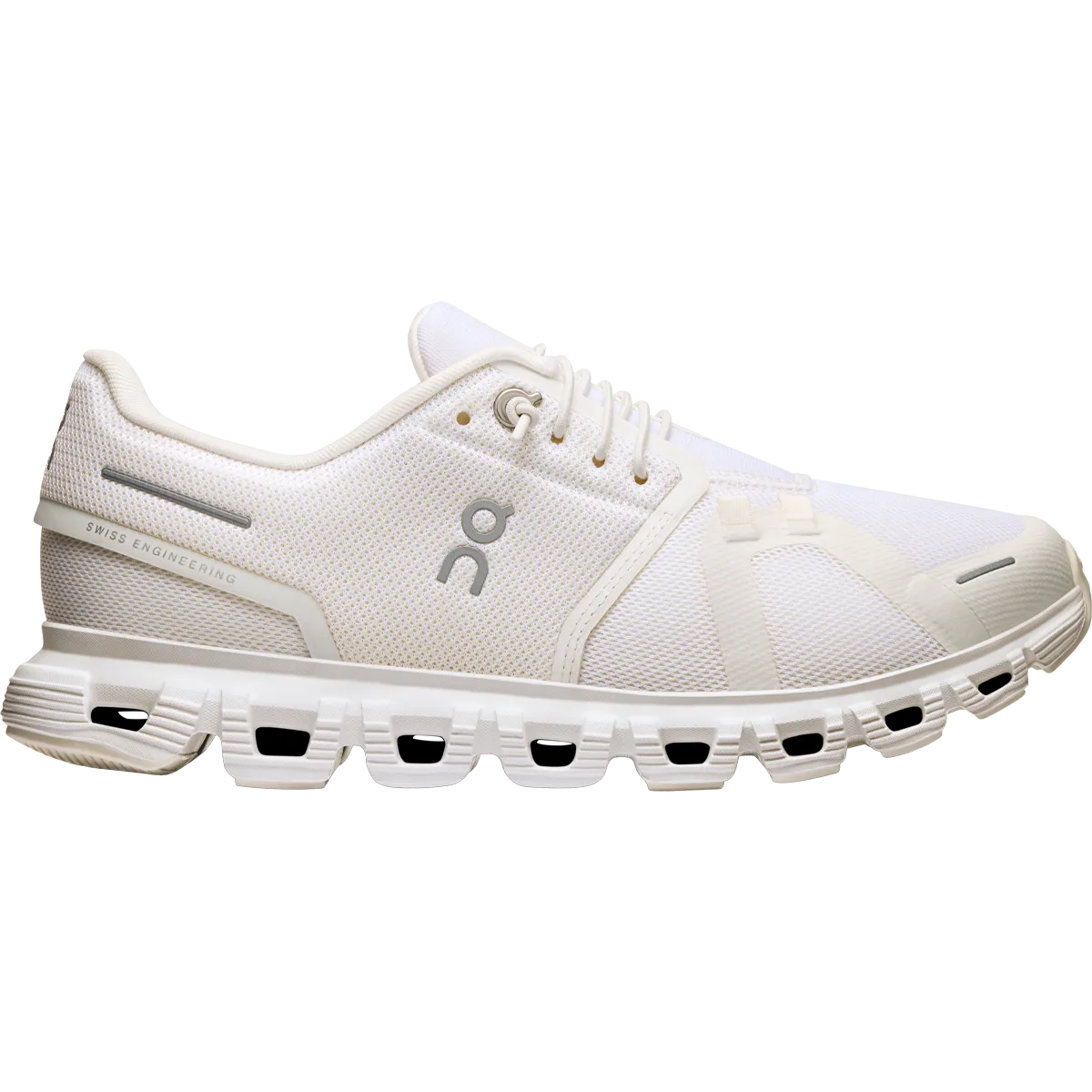 Women's Cloud 6